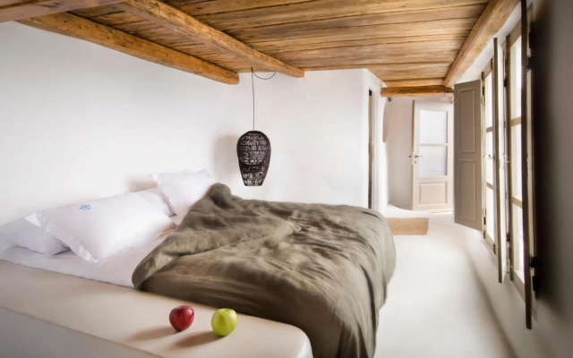 Sophia Luxury Suites