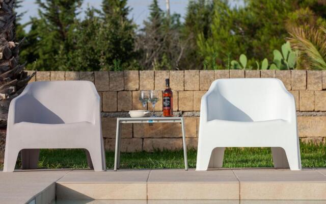 Villa piscina 5 camere 5 bagni spiaggia Ionio m780