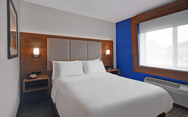 Holiday Inn Express Marshall by IHG