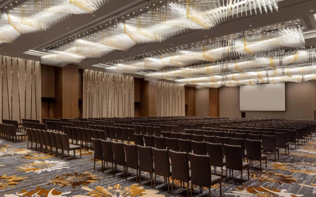 Sheraton Hong Kong Tung Chung Hotel