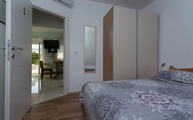 Villa Mami