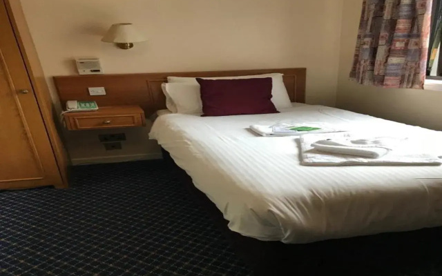 Croit Anna Hotel