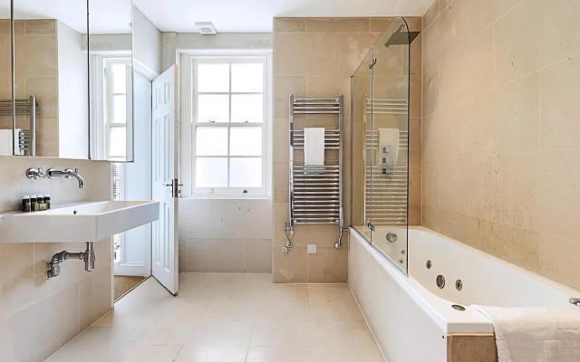 Beautiful Modern 4BR House in Central London