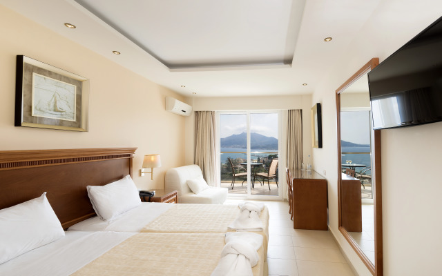 Avalon Palace Hotel