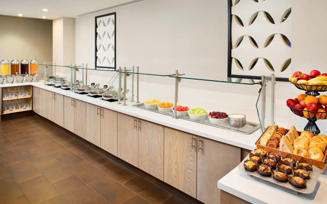 Hilton Suites Atlanta Perimeter