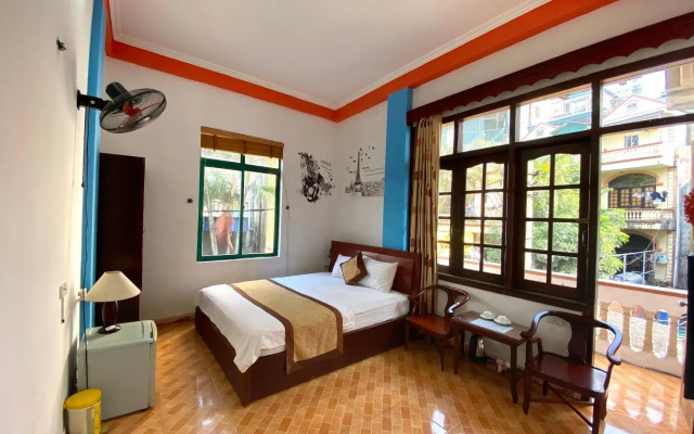 Alex Ha Long Hotel
