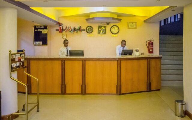 Holiday Express Hotel