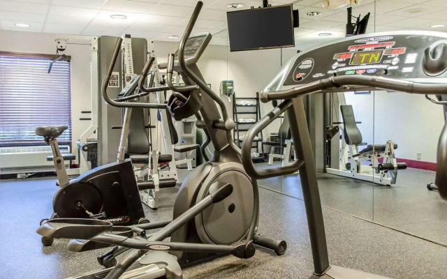 Comfort Inn & Suites York North