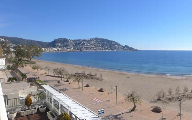 Apartamento Castell Joncar 3