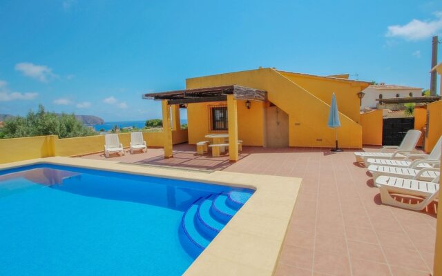 Devesa - sea view villa with private pool in Moraira