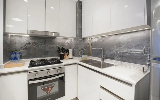 Easygo -exclusive 1BR in Business Bay
