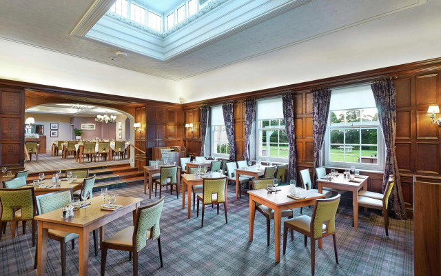 Avisford Park Hotel
