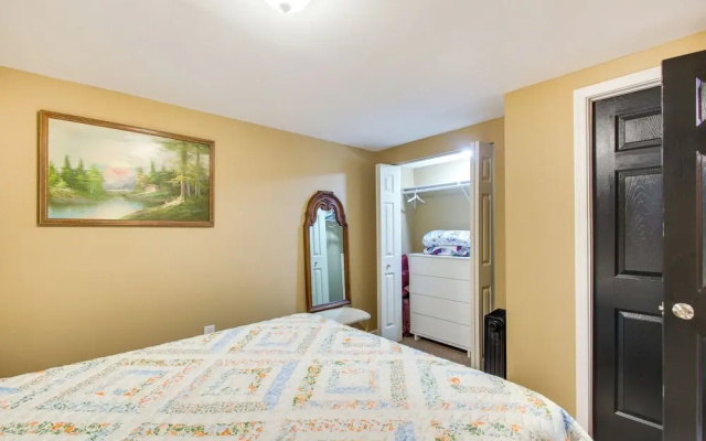 Charming Virginia Getaway Near Hiking & Golfing!