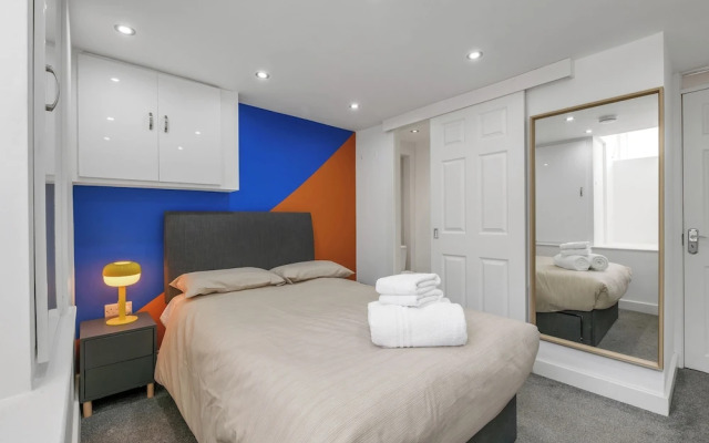 Ecclesall Road Apartment