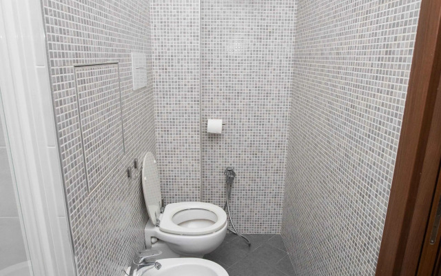 Abstract Apartment M84