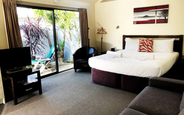 Tairua Shores