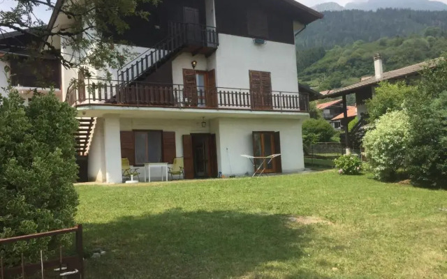 Appartamento a Borno + 500 mq di giardino