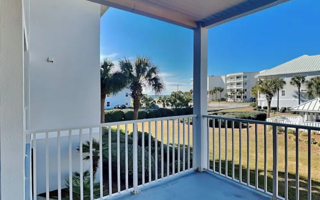 Pavilion Palms #103b