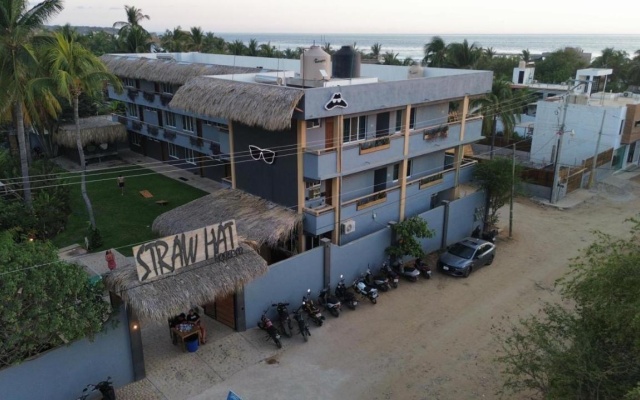 Straw Hat Surf Hostel