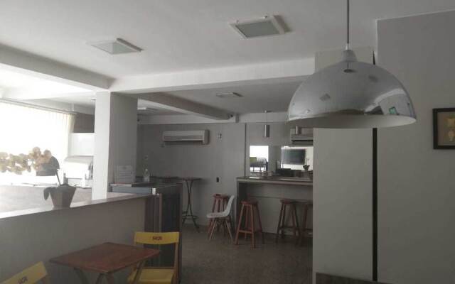 Hostel Pontal Do Duque