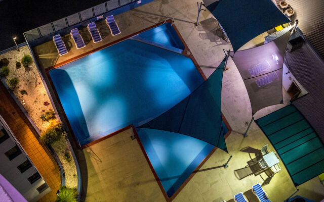 Centrepoint Holiday Apartments