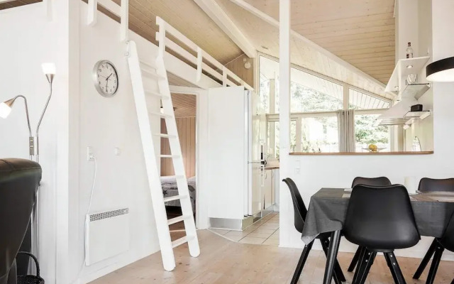 8 Person Holiday Home in Nexo-by Traum