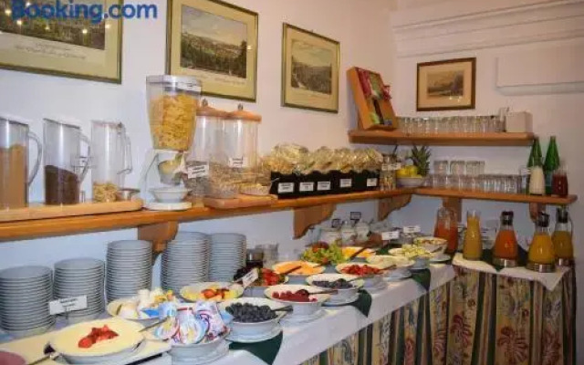Hotel Pension Landhaus Fuhrgassl Huber