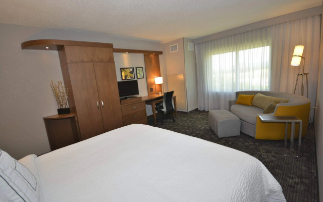 Courtyard by Marriott Asheville Airport