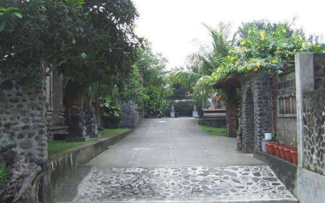 Puri Rasa Villas and Resort