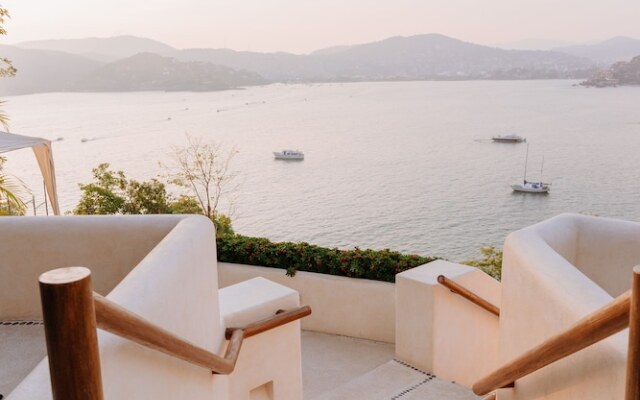 Pacifica Grand Resort & Spa Zihuatanejo