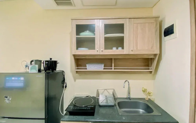 Good Place And Homey 1Br Apartment At Pejaten Park Residence