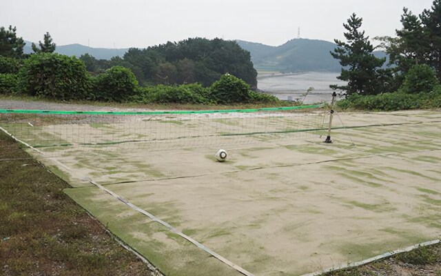 Seosan Sunrise Beach Pension