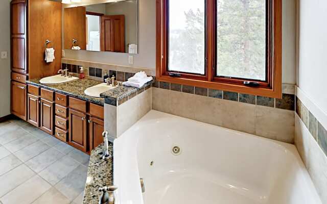 121 Hemlock Trail - 5 Br Home