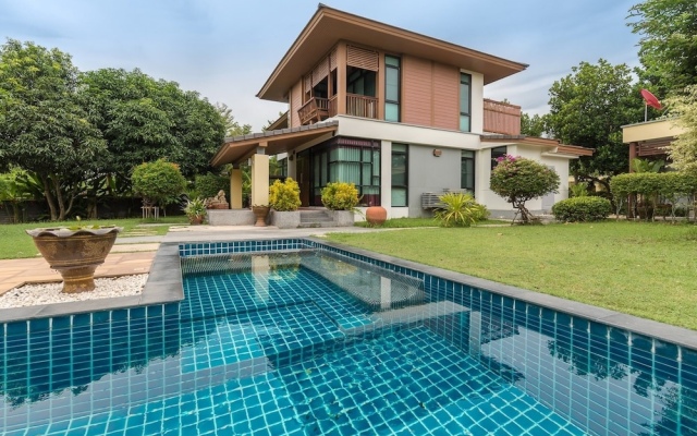 Pool Villa Pattaya by Passionata