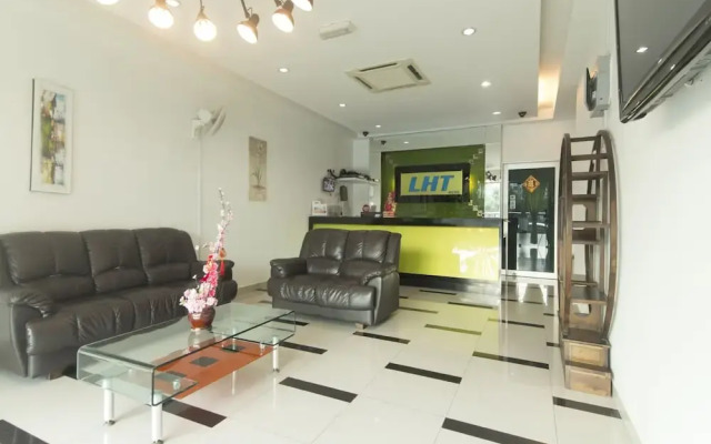 OYO 973 LHT Hotel