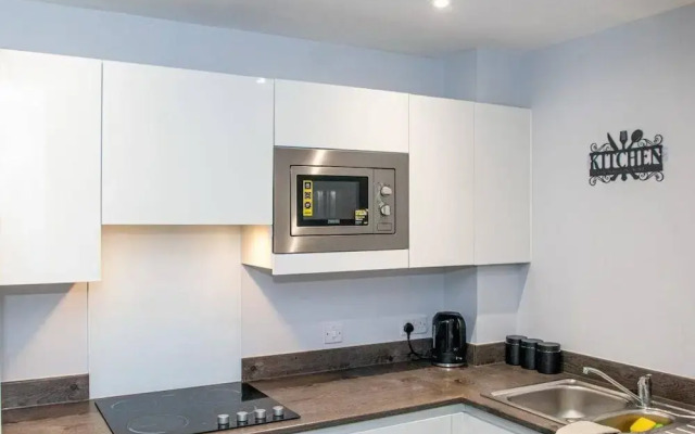 2br-sleeps4-citycentre-parking-rooftop
