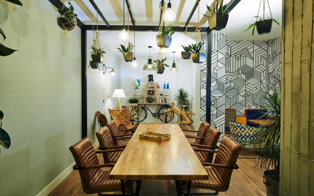 Blue Bottle Boutique Hotel