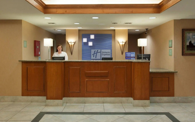 Holiday Inn Express & Suites Carson City by IHG