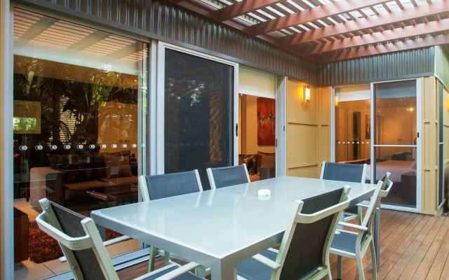 Quarterdecks Retreat