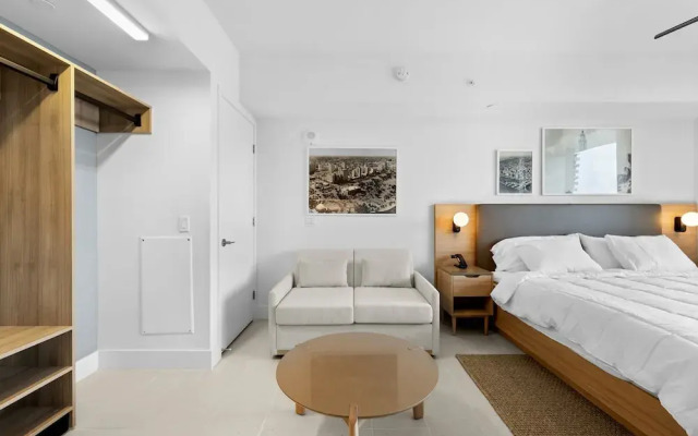 Elegant Studio with Panoramic City Views