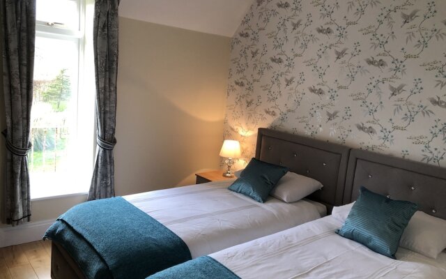 East Lodge Bolney
