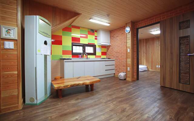 Yongin Tree's Story Pension