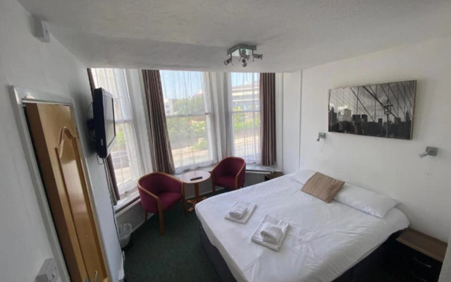 Carlton Courth Hotel Eastbourne