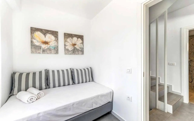 Kamelia Villa 1