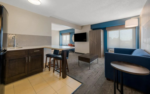 Holiday Inn Express Hampton - Coliseum Central by IHG