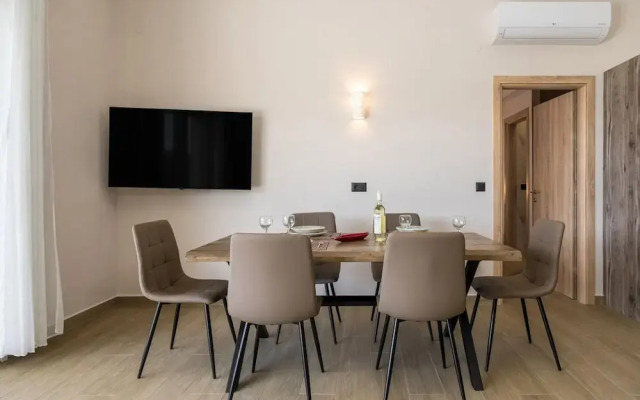 Casa di Pietra With 2 Bedrooms and 3 Bathrooms