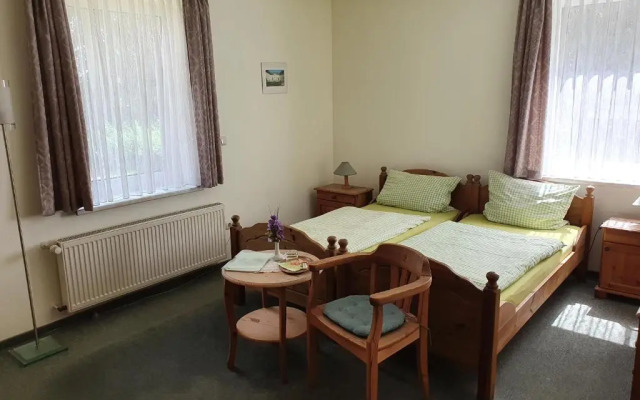 Landhotel Zum Krug Im Grunen Kranze