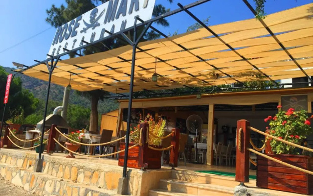 Rose Mary Restaurant Otel