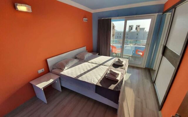 Dolly Apartments
