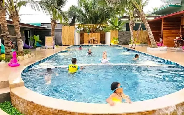 kinjo park pool view delux2 (double bed)